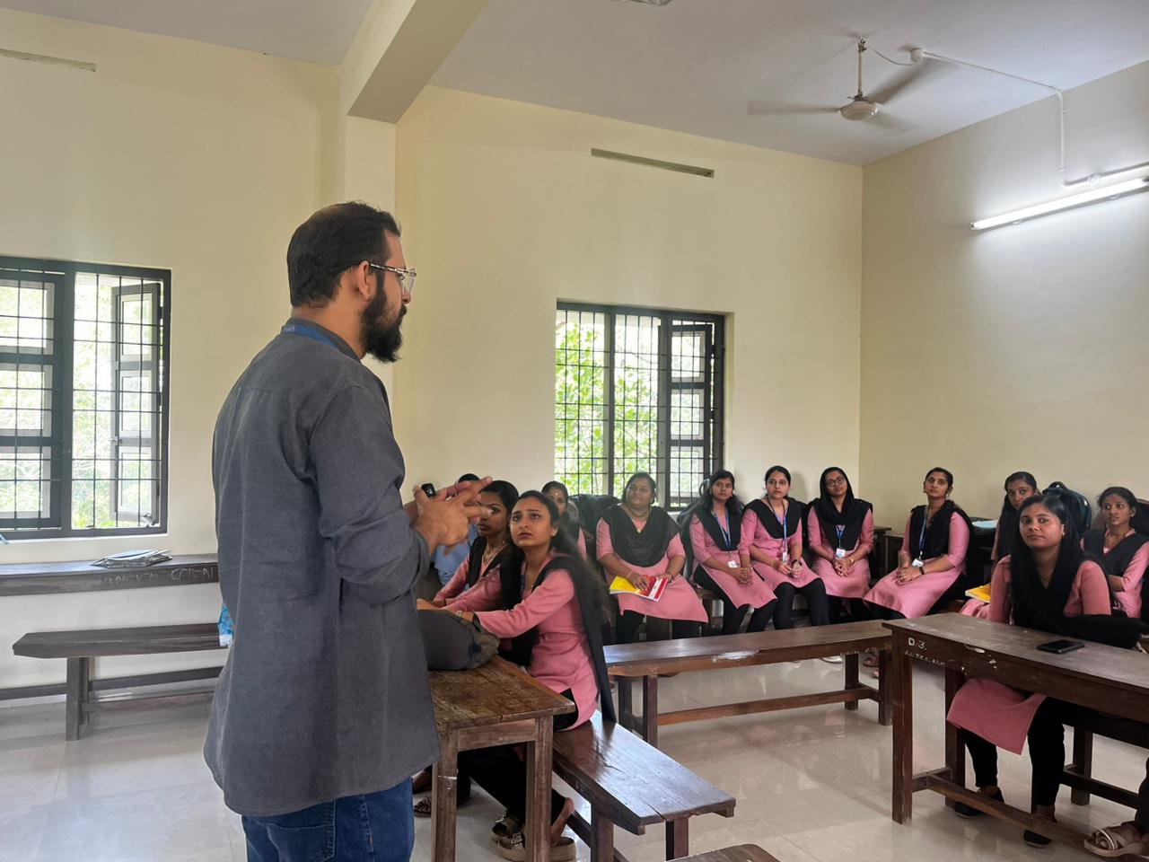മാറുവാൻ സമയമായി; അധ്യാപകർക്കായി ആർട്ടിഫിഷ്യൽ ഇന്റലിജൻസ് വർക്ക്ഷോപ്പ് സംഘടിപ്പിച്ചു