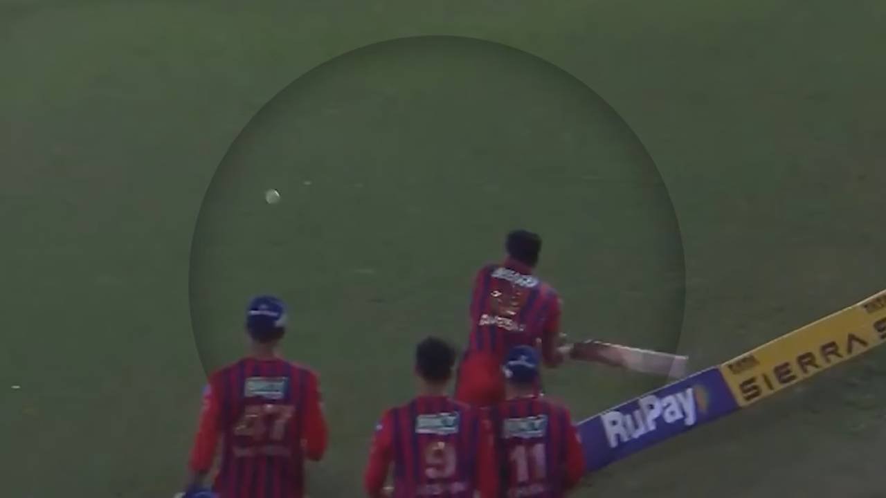 ആവേശ് ഖാന്റെ ആവേശം ലഖ്‌നൗവിന് വിനയായേനെ; വിജയം തടയാവുന്ന പിഴവിൽ നിന്ന് രക്ഷപ്പെട്ടത് ഭാഗ്യം കൊണ്ട് മാത്രം